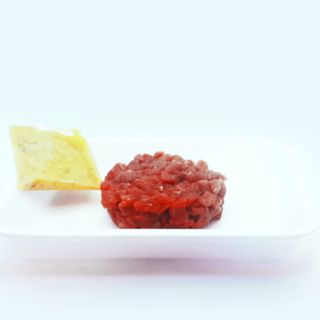 Steak tártar (con salsa especial) - 1 unidad - 130 g