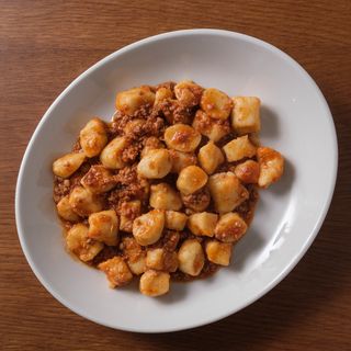 Gnocchi fatto in casa al ragù