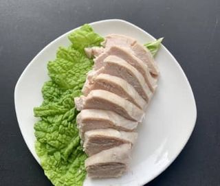 Курица грудка отварная (75гр.)