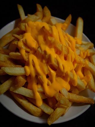 Cartofi loaded cheddar