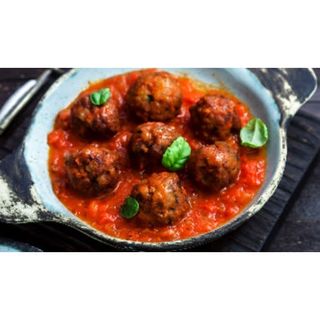 Albóndiga Caseras Con Salta De Tomate - 6 Uds