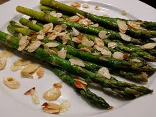 Espàrrecs Verds A La Planxa