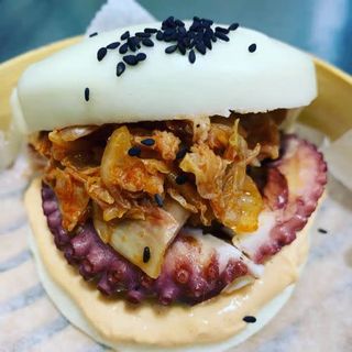 Bao De Pulpo A La Plancha (1 Ud.)