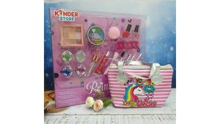 Набор косметики с сумочкой 18 предметов