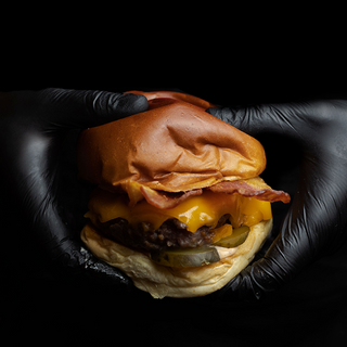 Hamburguesa de queso y bacon