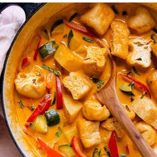 VEGETABLE RED/ Curry Rojo De Verduras