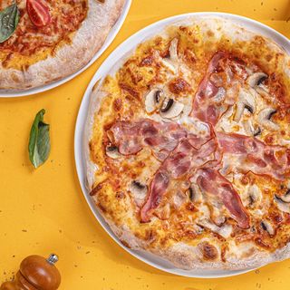 პიცა კაპრიჩოზა