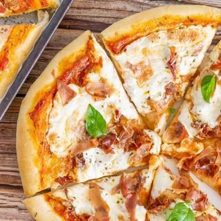 პიცა პროშუტო 