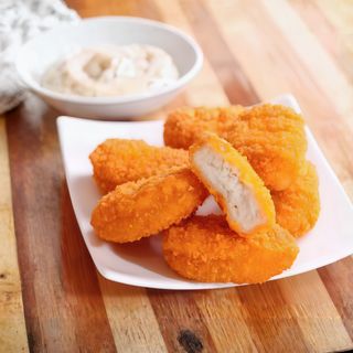 Nuggets de pollo con salsa barbacoa