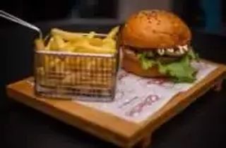 Chicken Crispy Burger: