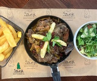 Wątróbka z  jabłkami