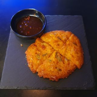 Korean panckake* di kimchi ( piccante )
