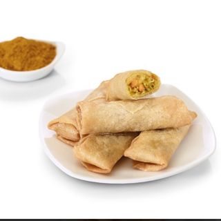  rollitos de primavera con pollo al curry