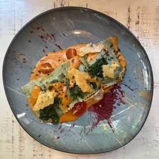 RAVIOLI DE ESPINACA Y RICOTTA