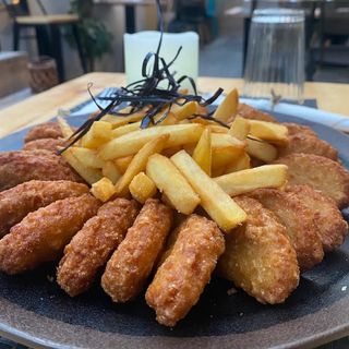 Lacrimas de pollo con patatas 