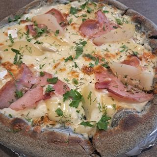  Піца з Грушею та сиром брі (430 гр)