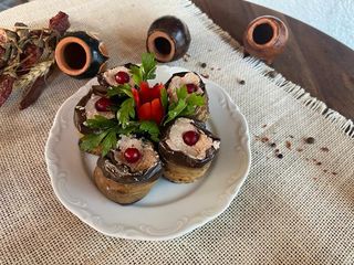 ბადრიჯანი ნიგვზით