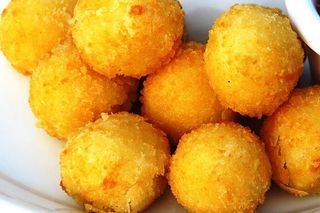 ყველის ბურთები