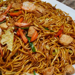 Tallarines Frito Estilo China