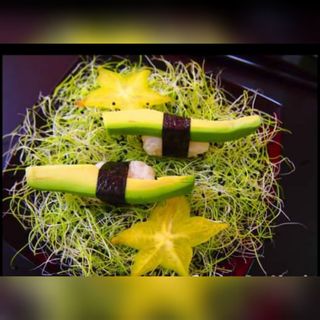 Авокадо Нигири 2бр (80г)