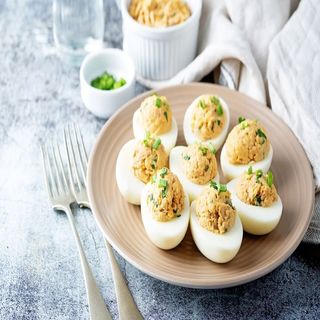 Huevos rellenos (1/2)