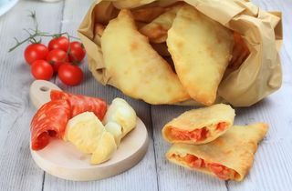 Panzerotto Salame Picante