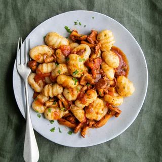 Gnocchi ai 2 pomodori e calamarelle