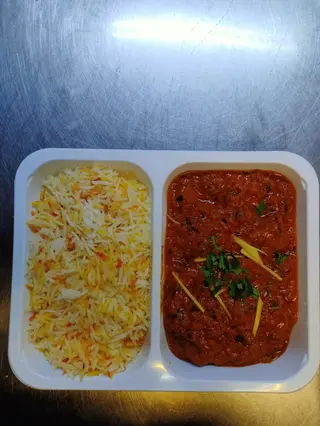 Lamb bhuna + arroz basmati 