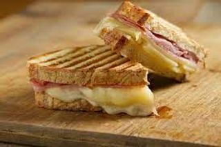 Sándwich de Jamón y Queso