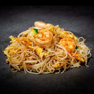 Spaghetti di riso saltati ai gamberi