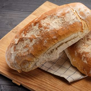 Селски хляб с масло и шарена сол (1бр)