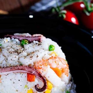 Cơm xào hải sản