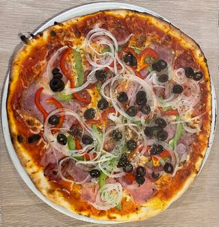 Pizza Portuguesa