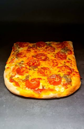 Pizza Tarantella (1/4 Metro)