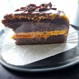 Սնիկերս տորթ