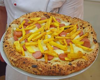 pizza wurstel e patate