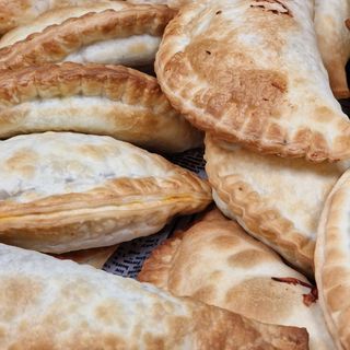 Empanada Clásica De Bacon