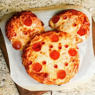 Pizza Mickey & Jus & Surprise