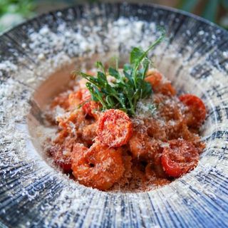 Фарфалле с креветками