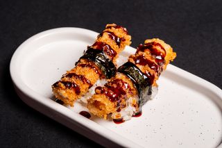 83. Nigiri tempura di gamberi