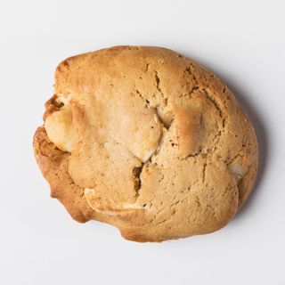 Galleta - Chocolate Blanco Y Nueces De Macadamia