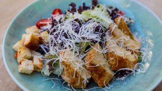 ცეზარი ქათმით