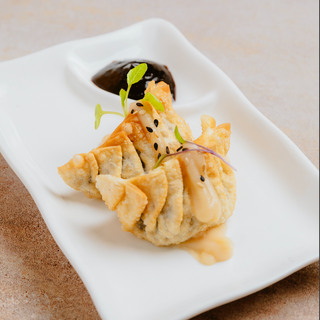 Gyoza crujiente de morcilla de wagyu 4 unid 