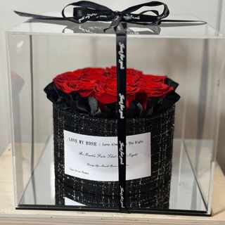 Cajita con rosas eternas
