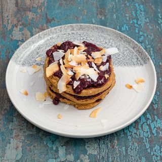 H'N'J merry berry pancakes