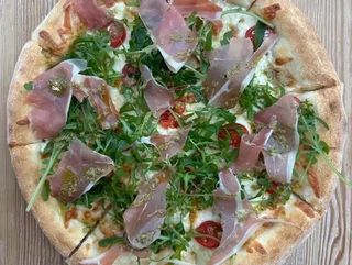 ПІЦА "ПРОШУТО" (495g)