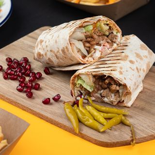 შაურმა სპეც სოუსით - დიდი