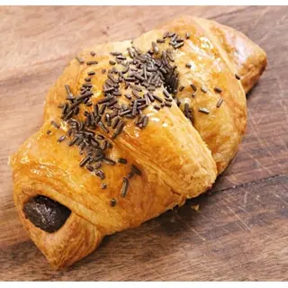 croissant chocolate