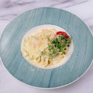 Фетучини сёмга аль-песто