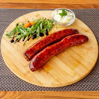 Domaća dimljena kobasica